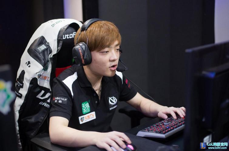 WBG祝辅助Crisp生日快乐：祝刘少始终以坚韧写就自己的咏歌