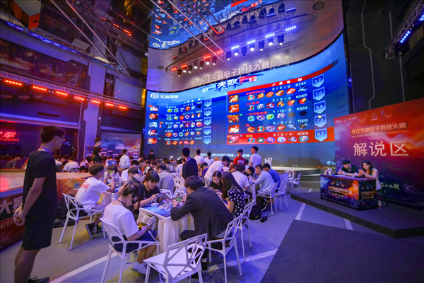 Mauisnake ：zont1x在赛前采访的情绪就让人觉得Spirit会输